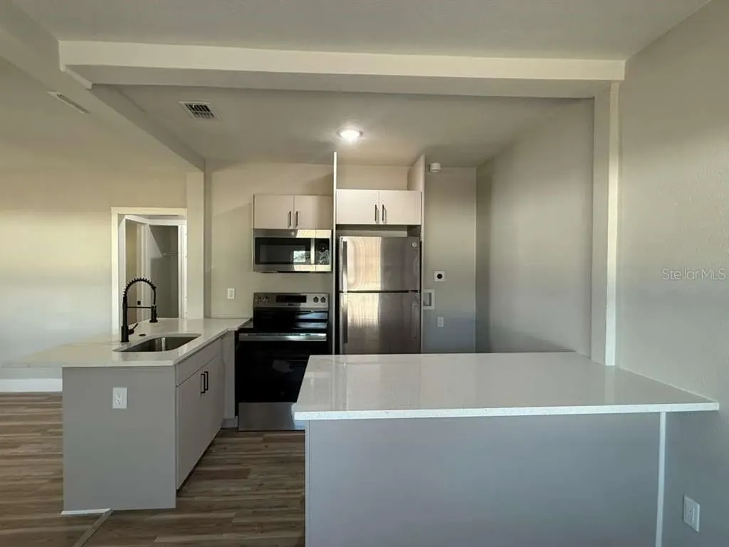 8701 N Willow Avenue Tampa FL 33604