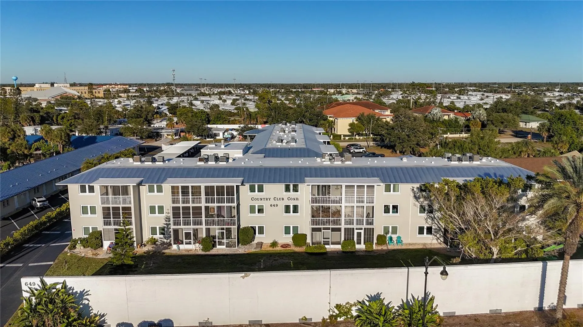 Venice FL, 649 Tamiami Trail S, Unit 112