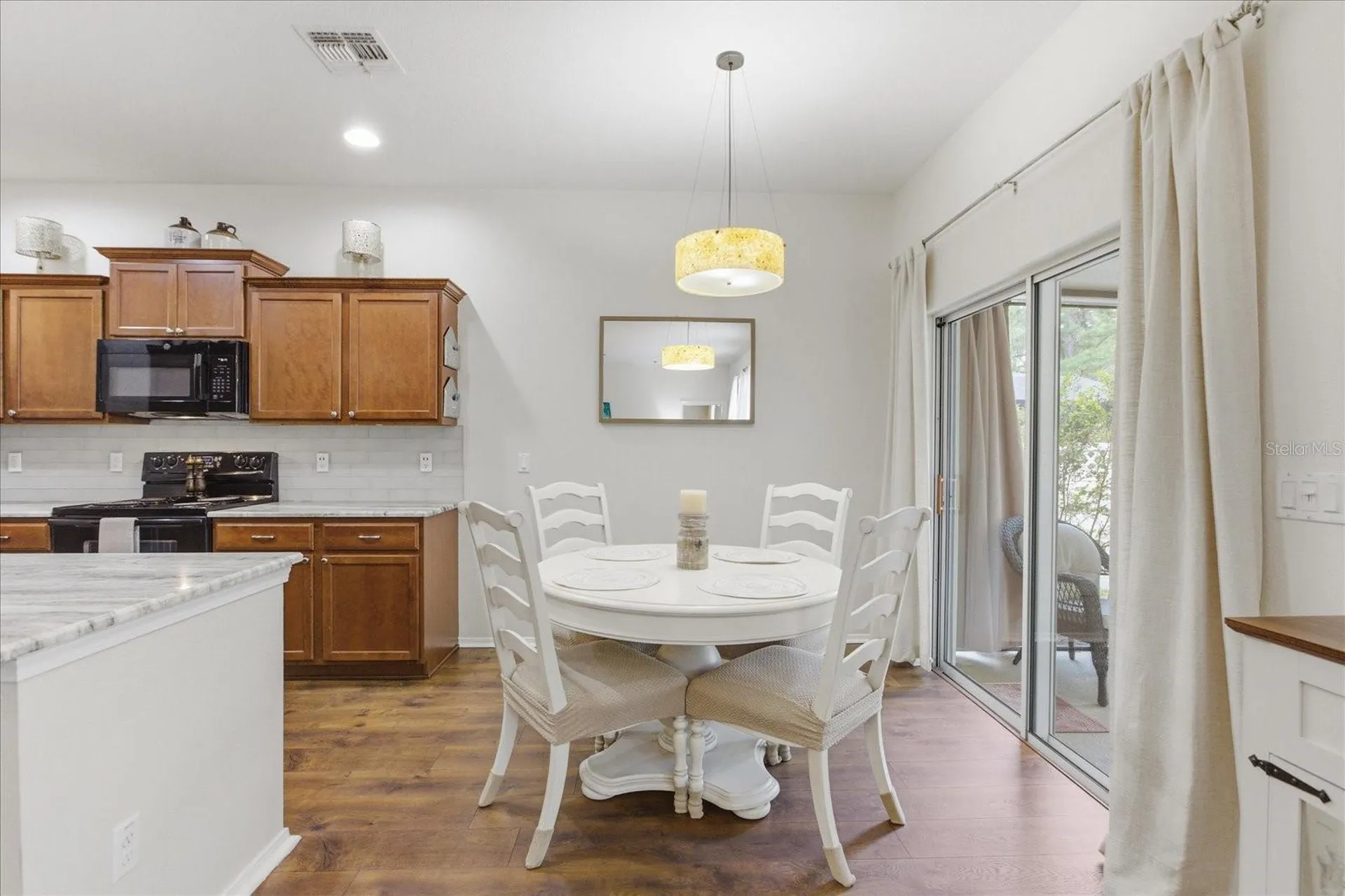 20900 Oldenburg Loop Mount Dora FL 32757