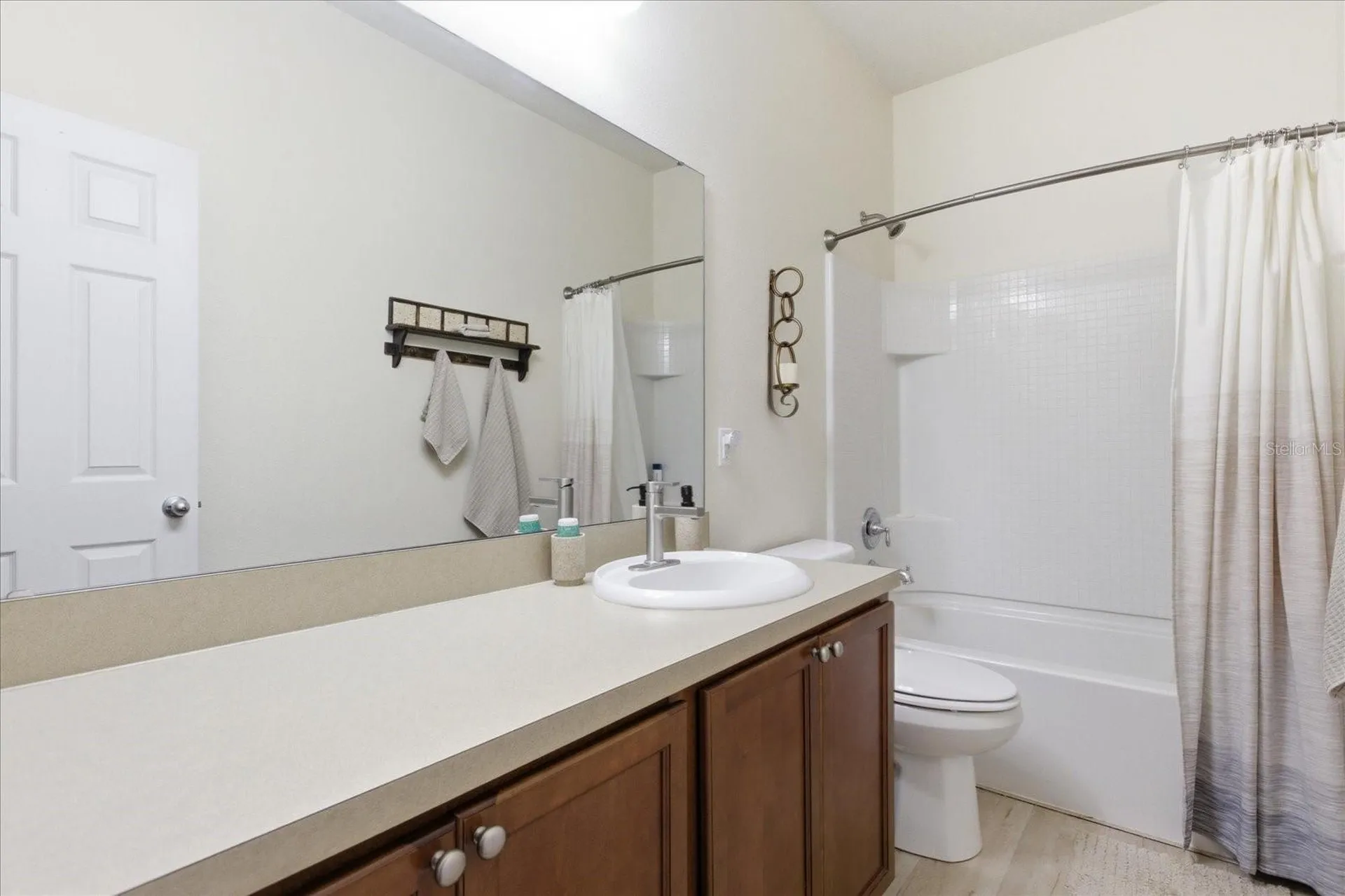 20900 Oldenburg Loop Mount Dora FL 32757