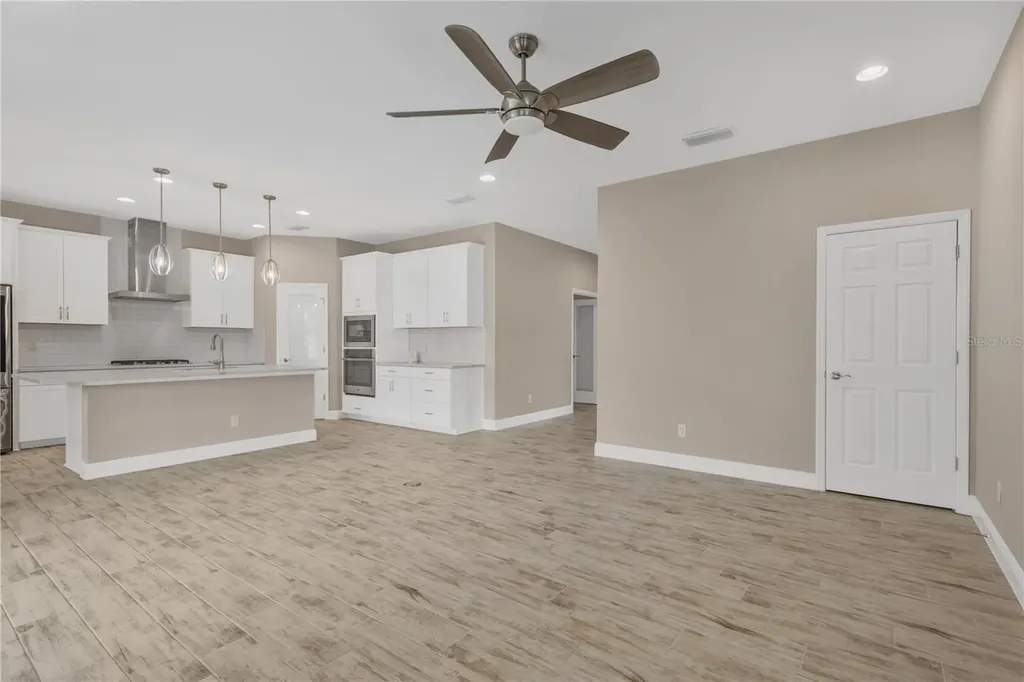 3934 Maurice Avenue Odessa FL 33556