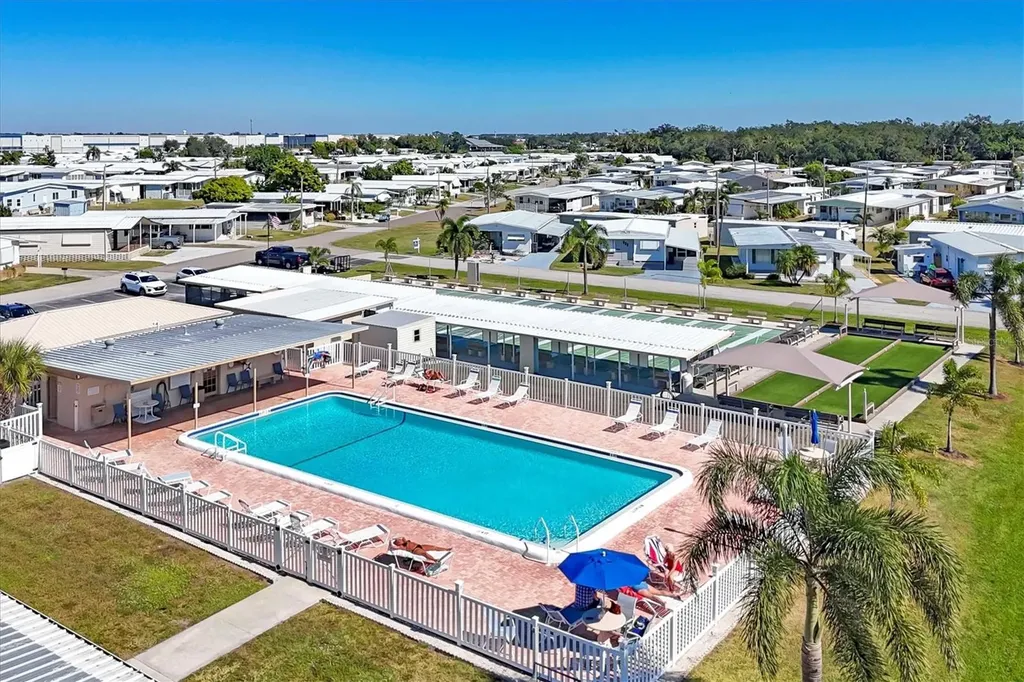 1530 45th Avenue Drive E Ellenton FL 34222
