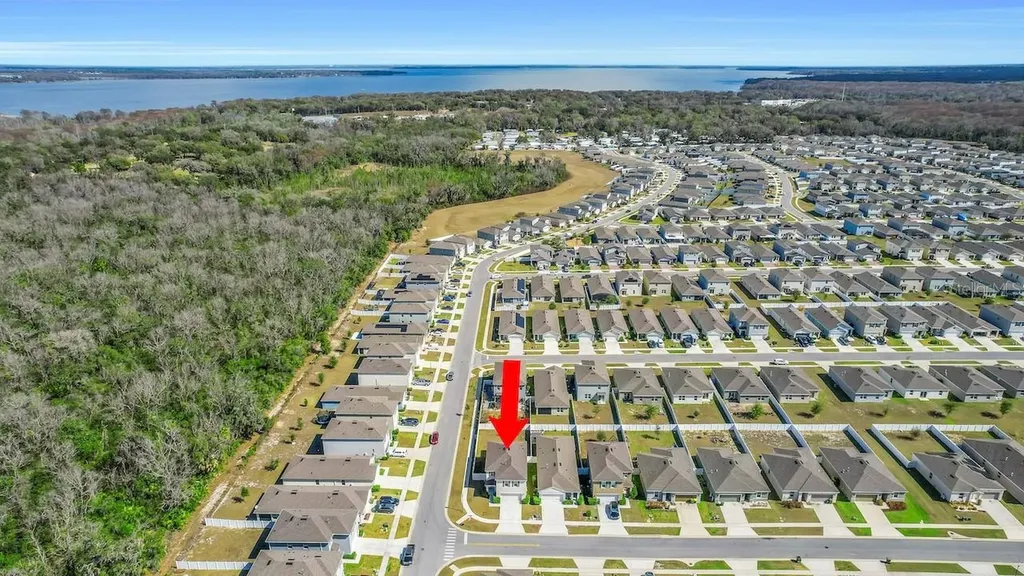 3429 Curlew Avenue Leesburg FL 34748