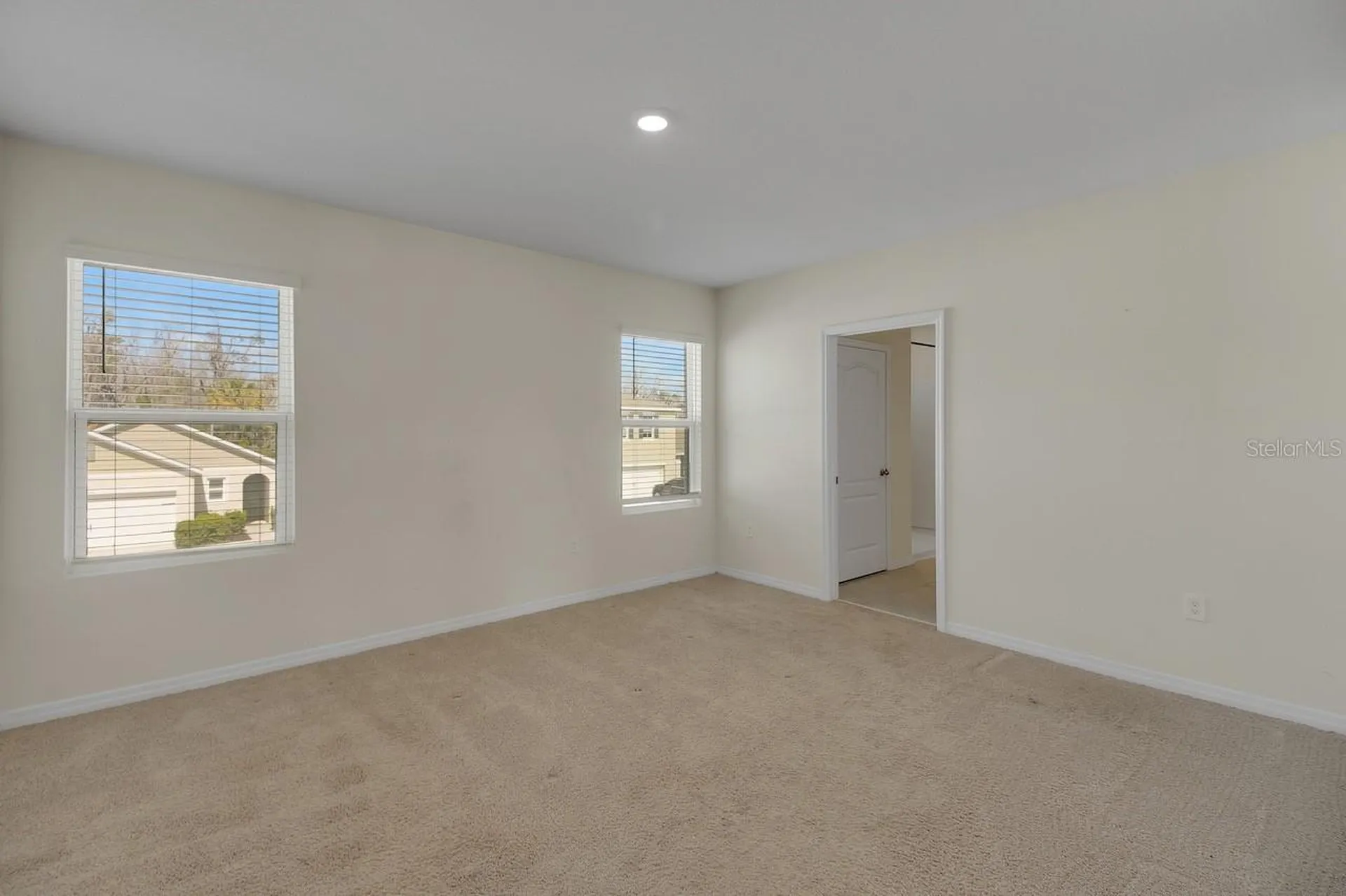 3429 Curlew Avenue Leesburg FL 34748