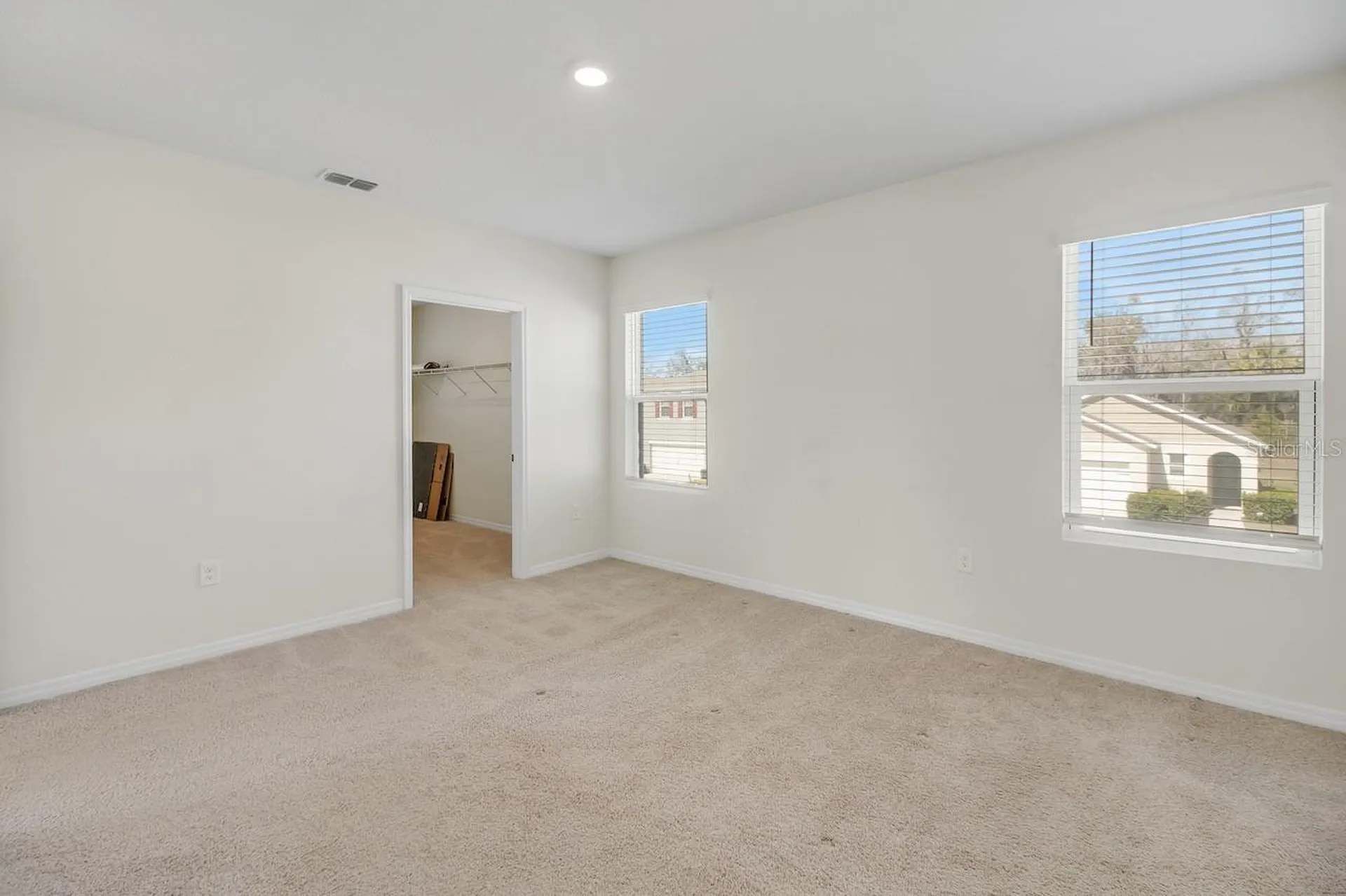 3429 Curlew Avenue Leesburg FL 34748