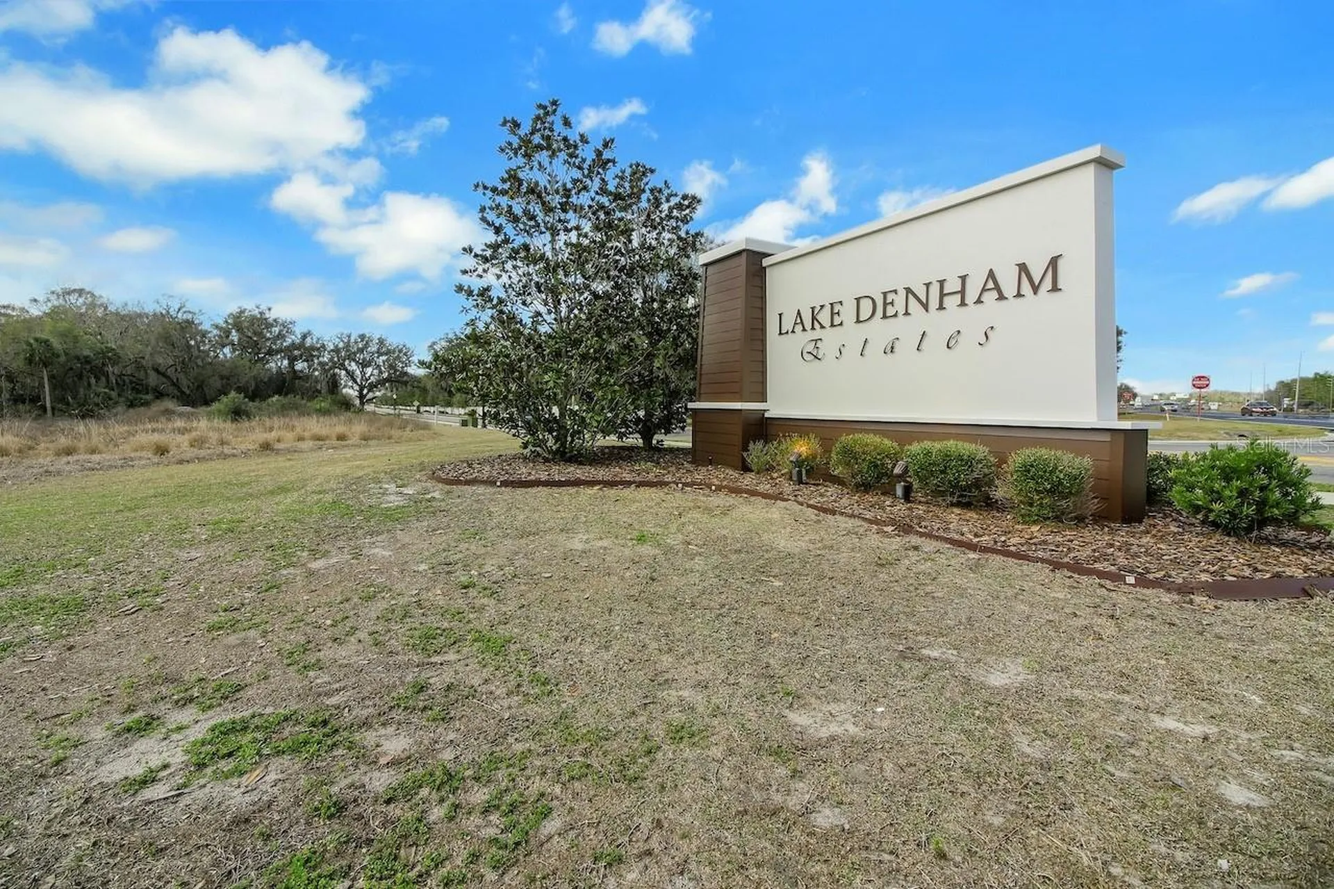 3429 Curlew Avenue Leesburg FL 34748
