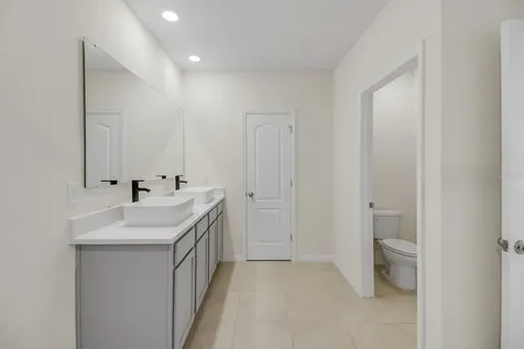 3429 Curlew Avenue Leesburg FL 34748