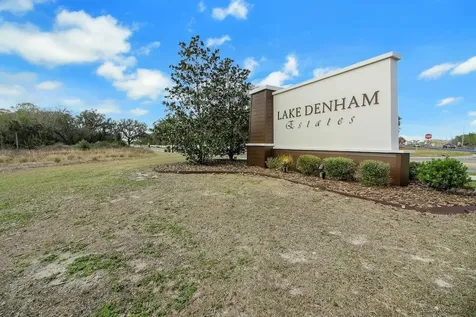 3429 Curlew Avenue Leesburg FL 34748