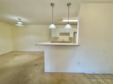 145 N Pearl Lake Causeway Altamonte Springs FL 32714