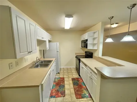 145 N Pearl Lake Causeway Altamonte Springs FL 32714