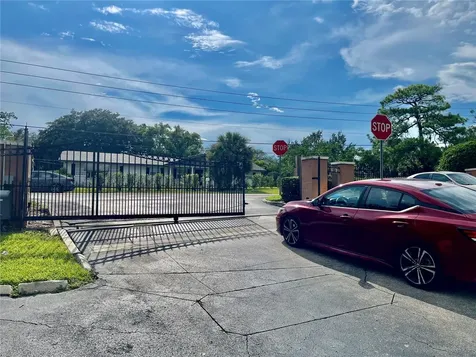 145 N Pearl Lake Causeway Altamonte Springs FL 32714