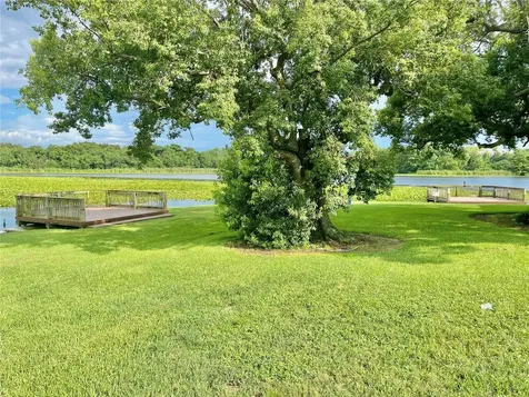 145 N Pearl Lake Causeway Altamonte Springs FL 32714