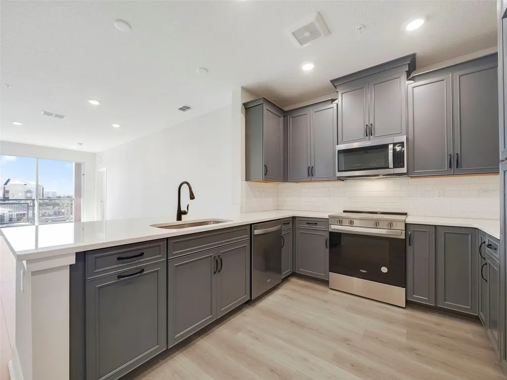 7545 Laureate Boulevard Orlando FL 32827