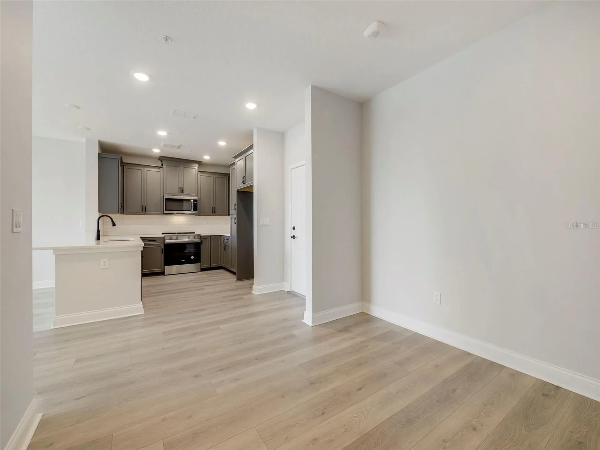 7545 Laureate Boulevard Orlando FL 32827