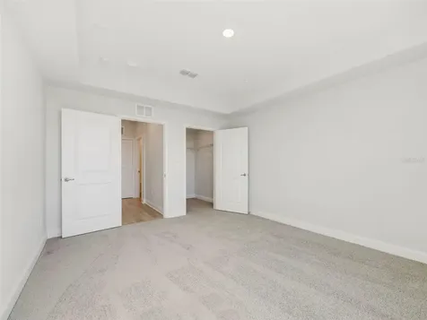 7545 Laureate Boulevard Orlando FL 32827