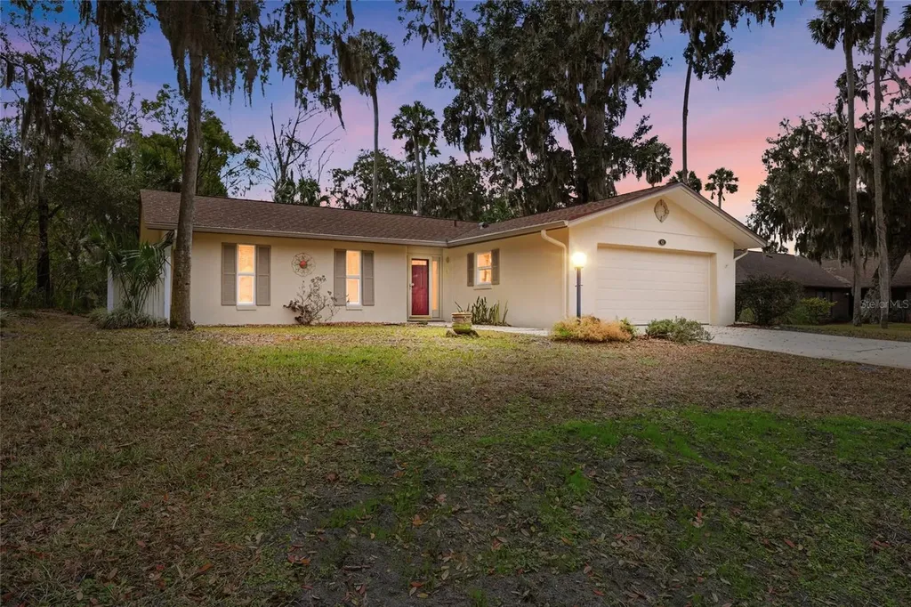 41 Blakeport Lane Palm Coast FL 32137