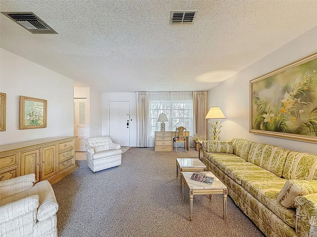1446 Queen Anne Boulevard Palm Harbor FL 34684