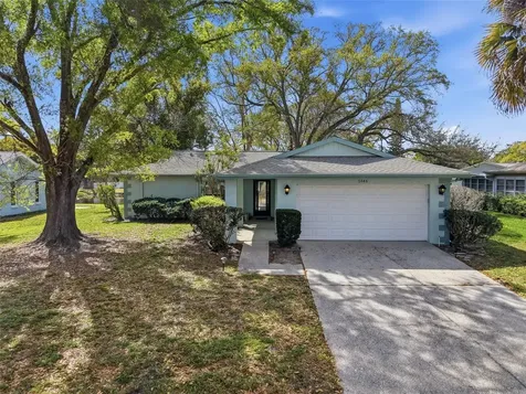 1446 Queen Anne Boulevard Palm Harbor FL 34684