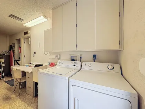 1446 Queen Anne Boulevard Palm Harbor FL 34684