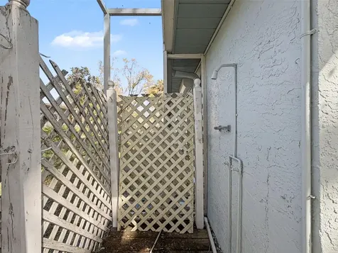 1446 Queen Anne Boulevard Palm Harbor FL 34684