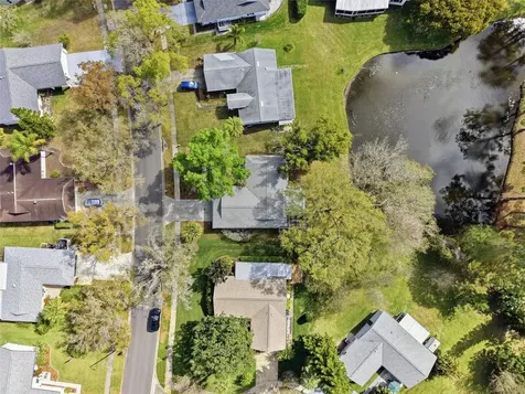 1446 Queen Anne Boulevard Palm Harbor FL 34684