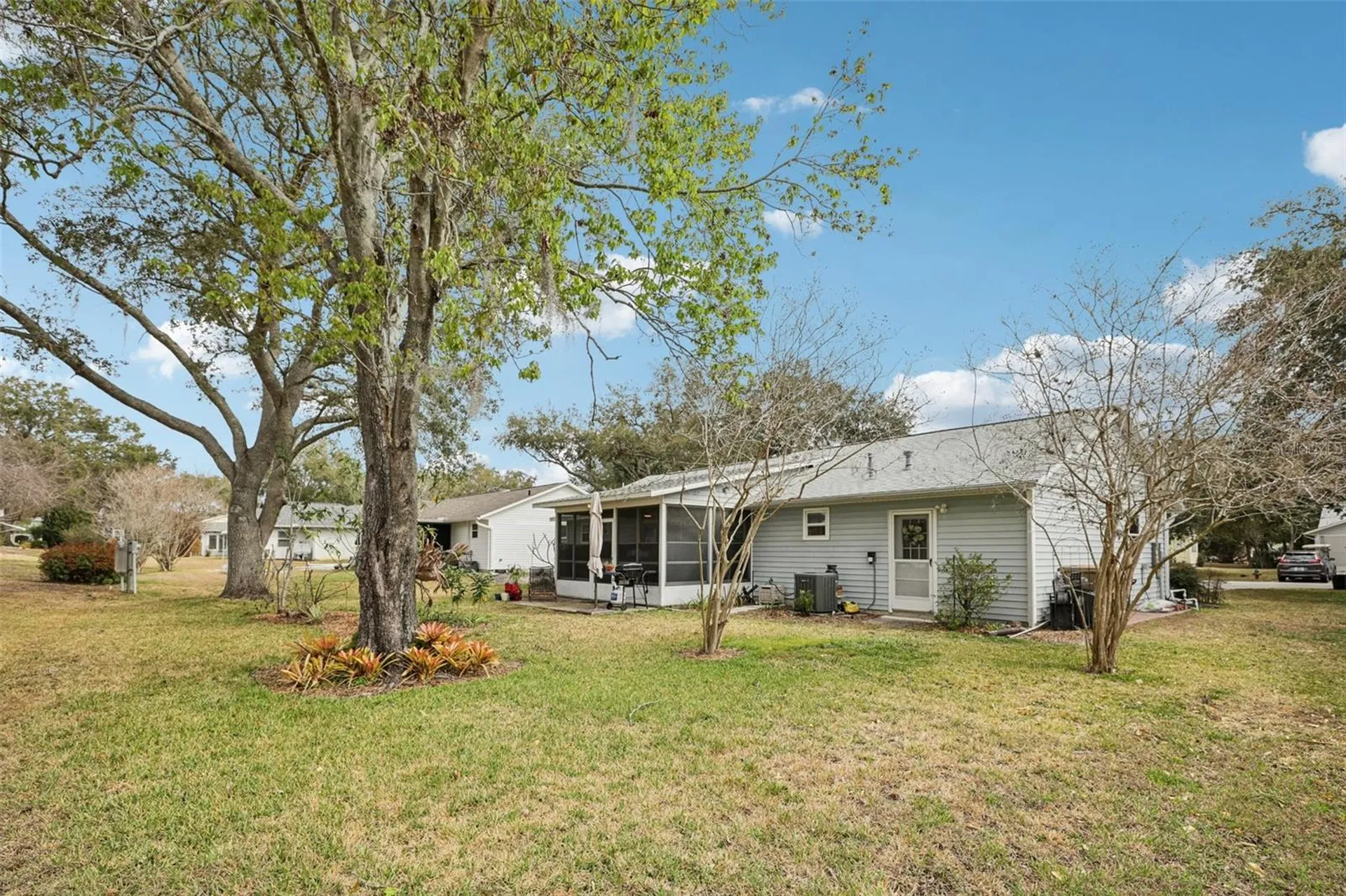 1625 New Abbey Avenue Leesburg FL 34788