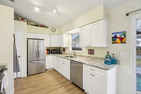1625 New Abbey Avenue Leesburg FL 34788