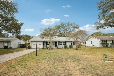1625 New Abbey Avenue Leesburg FL 34788