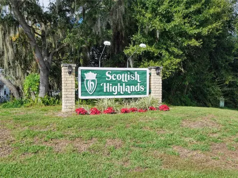 1625 New Abbey Avenue Leesburg FL 34788