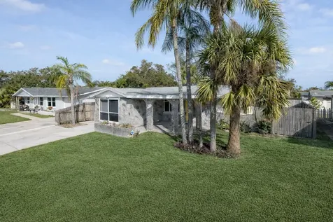 3543 Hoover Drive Holiday FL 34691