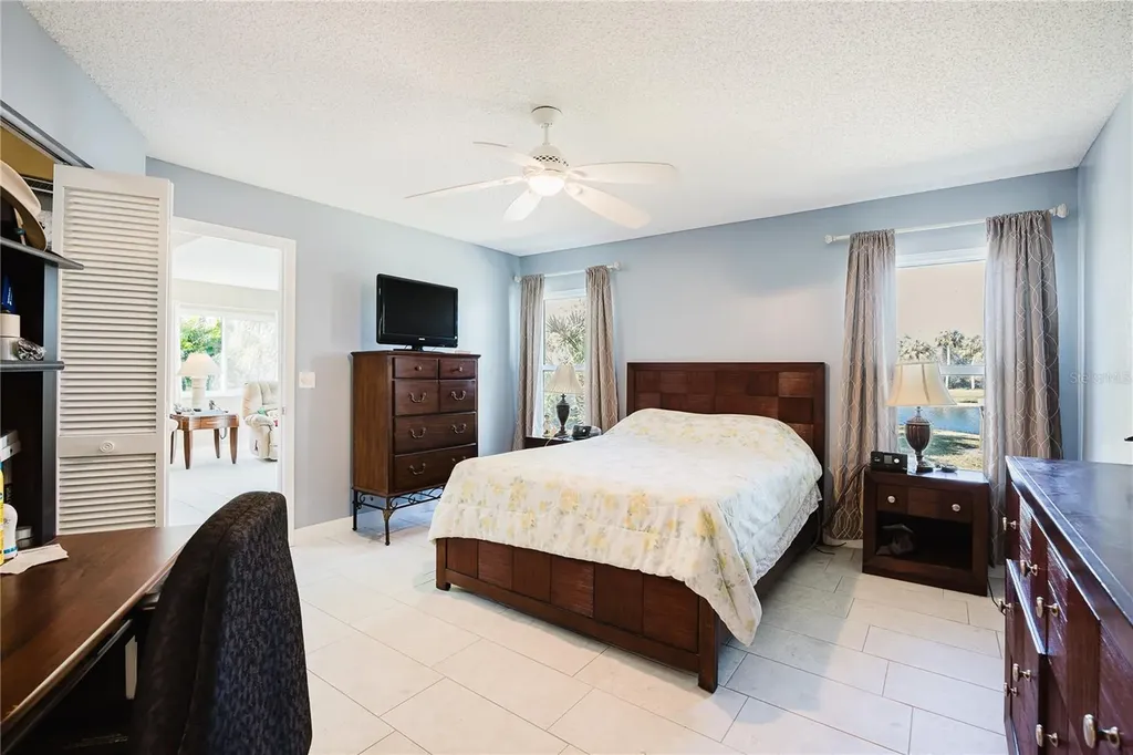 689 Linden Drive Englewood FL 34223