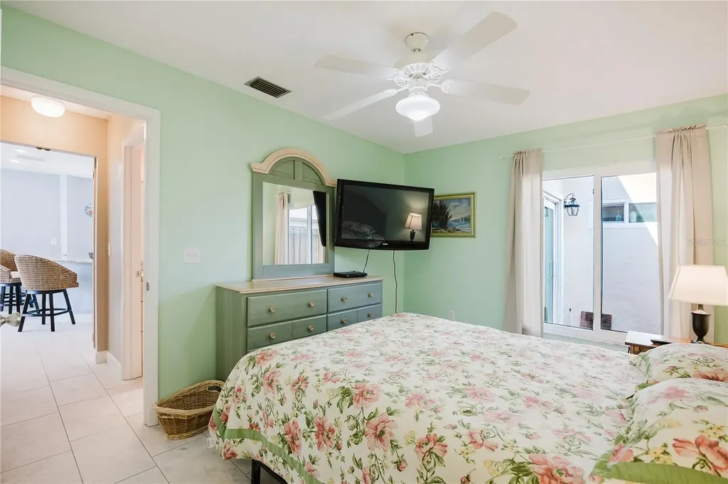 689 Linden Drive Englewood FL 34223