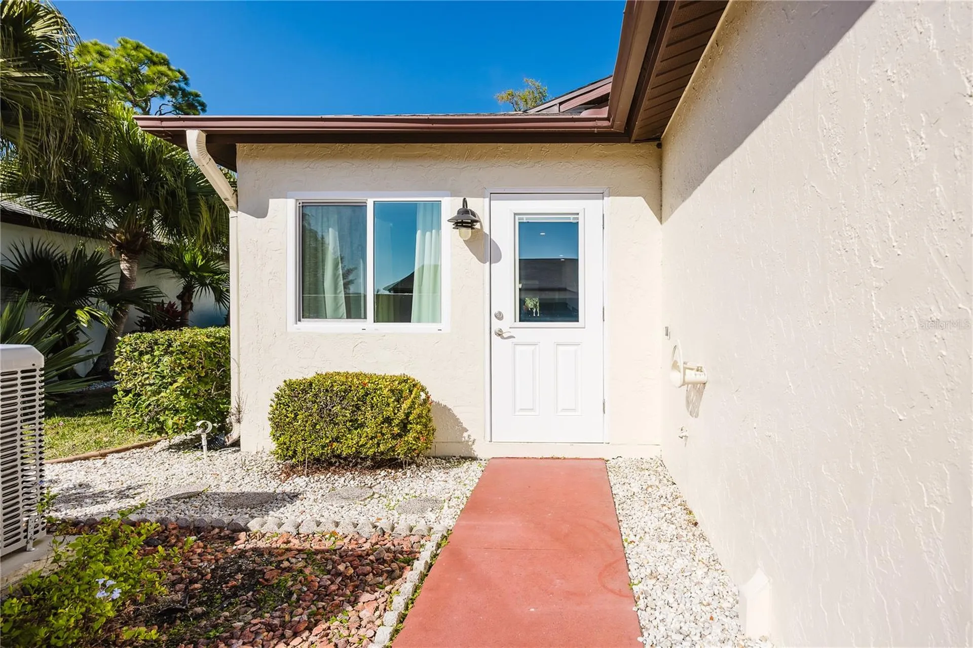 689 Linden Drive Englewood FL 34223