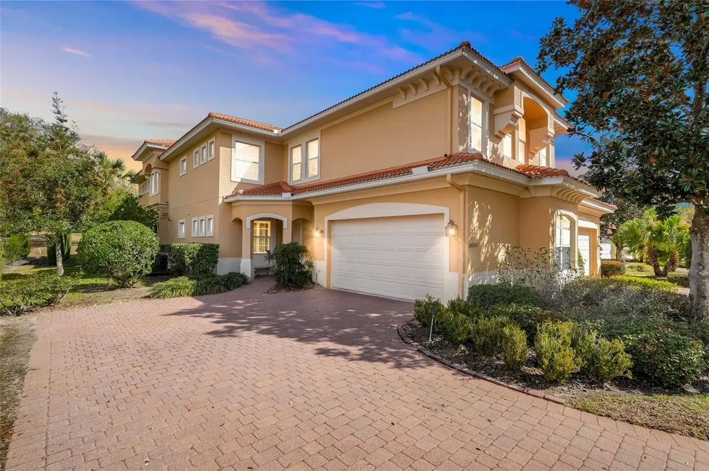 26206 Avenida Las Colinas Howey In The Hills FL 34737