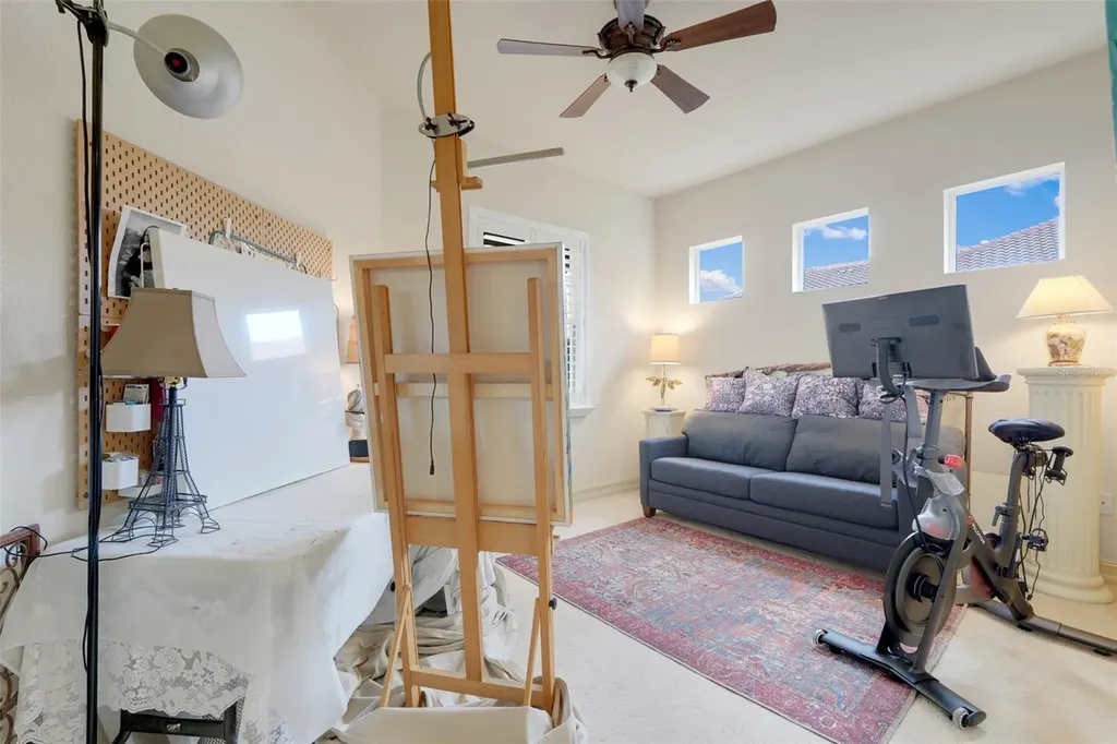 26206 Avenida Las Colinas Howey In The Hills FL 34737