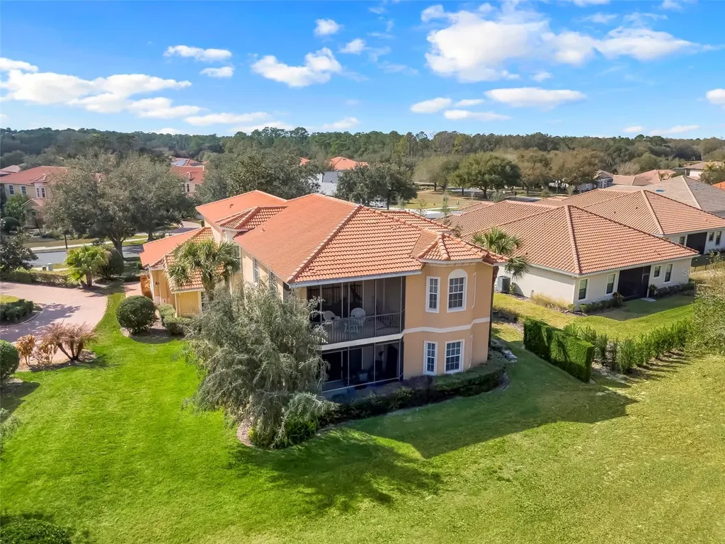 26206 Avenida Las Colinas Howey In The Hills FL 34737