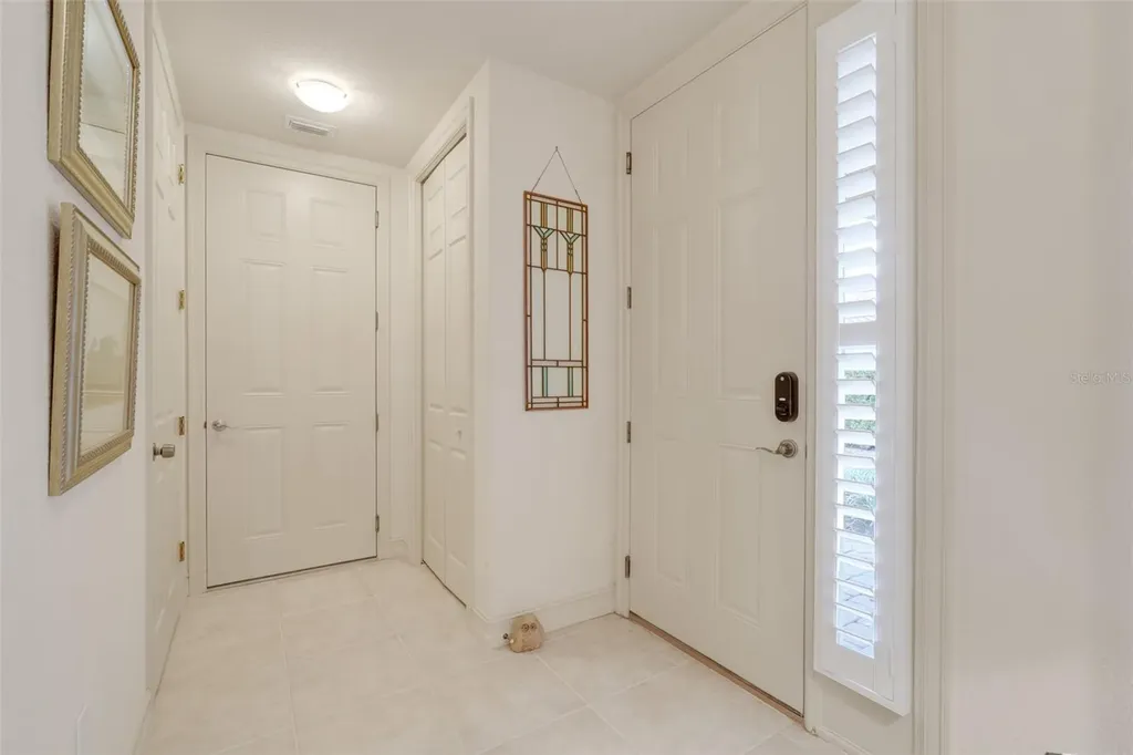 26206 Avenida Las Colinas Howey In The Hills FL 34737