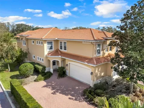 26206 Avenida Las Colinas Howey In The Hills FL 34737