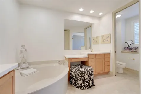 26206 Avenida Las Colinas Howey In The Hills FL 34737