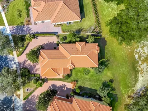 26206 Avenida Las Colinas Howey In The Hills FL 34737