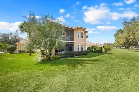 26206 Avenida Las Colinas Howey In The Hills FL 34737