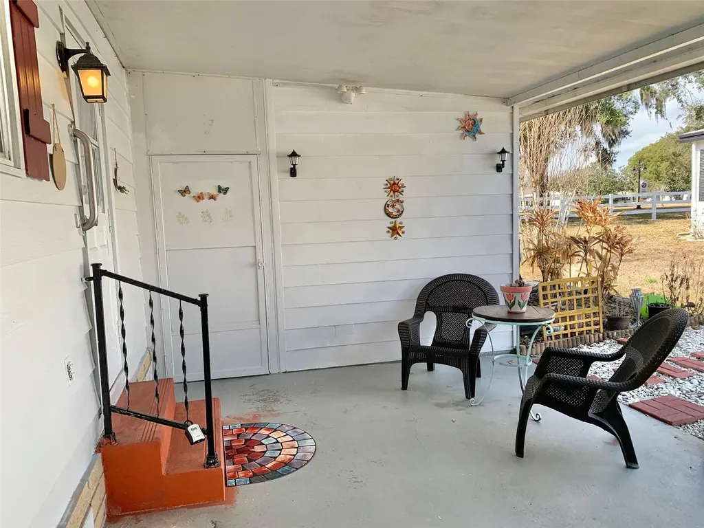 2122 Oak Grove Drive Zellwood FL 32798