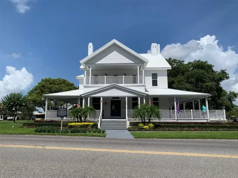 2122 Oak Grove Drive Zellwood FL 32798