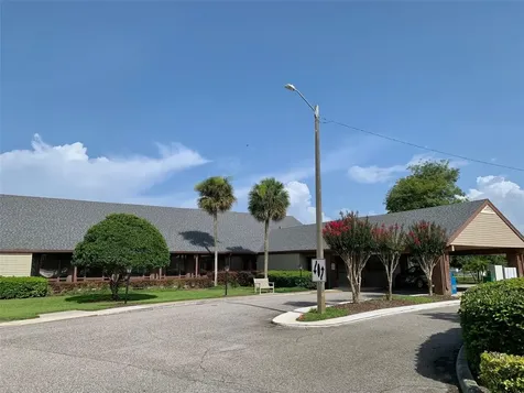 2122 Oak Grove Drive Zellwood FL 32798
