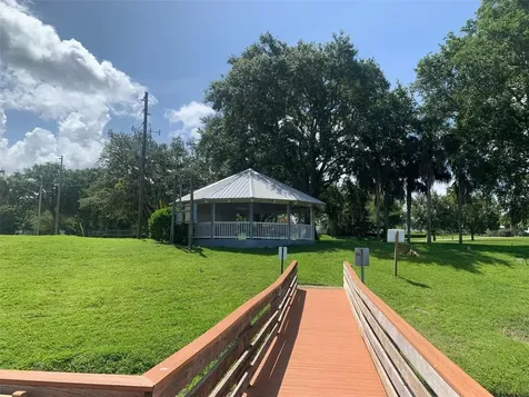 2122 Oak Grove Drive Zellwood FL 32798