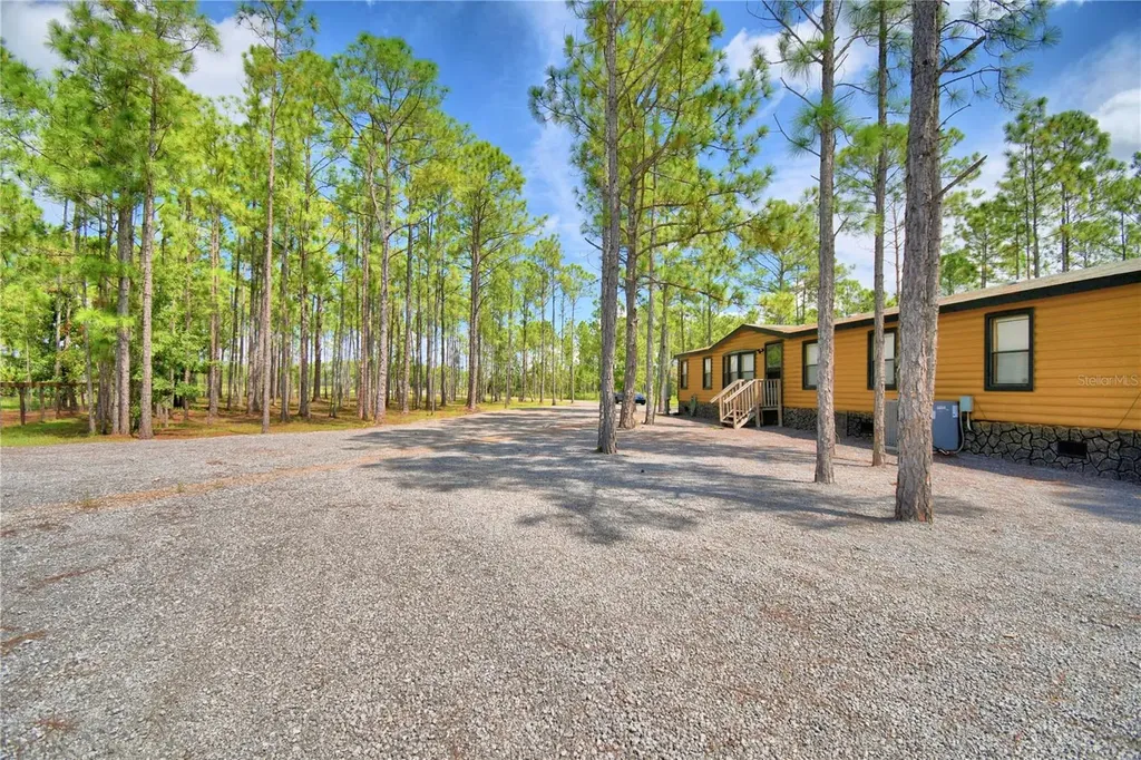 5660 E Highway 630 Frostproof FL 33843