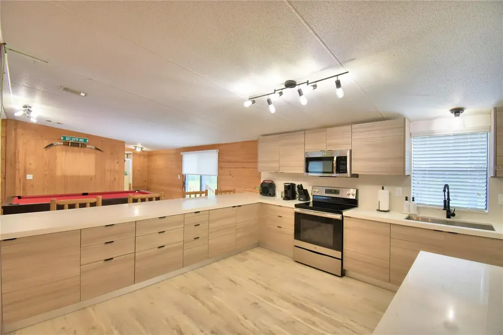 5660 E Highway 630 Frostproof FL 33843