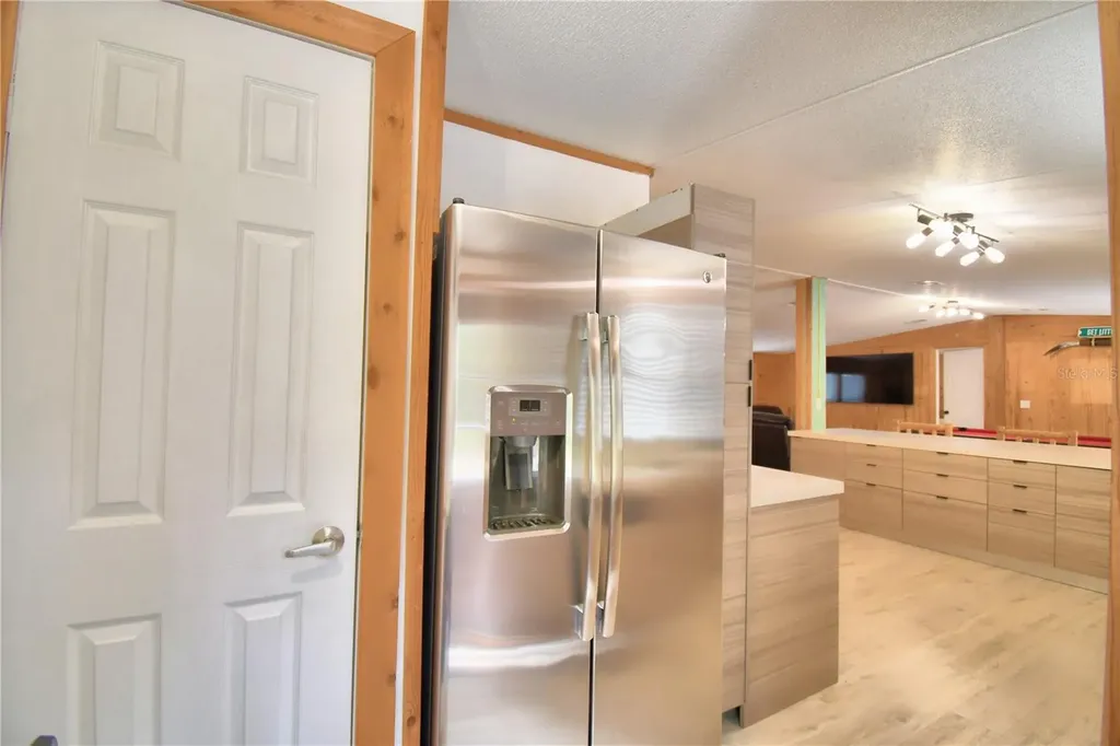 5660 E Highway 630 Frostproof FL 33843