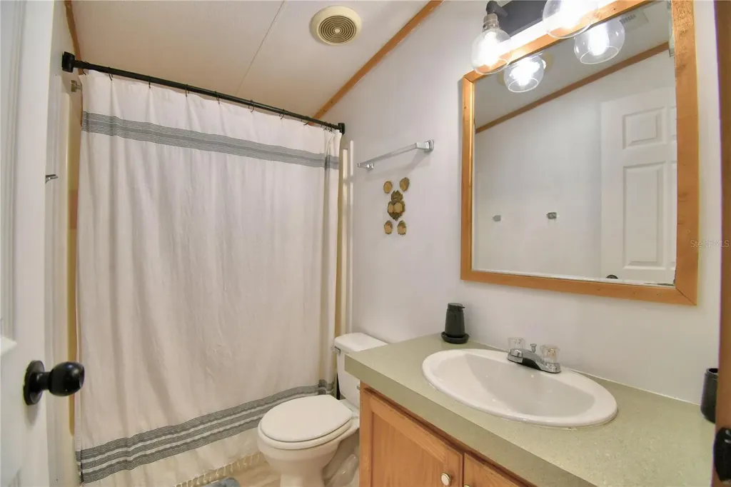 5660 E Highway 630 Frostproof FL 33843