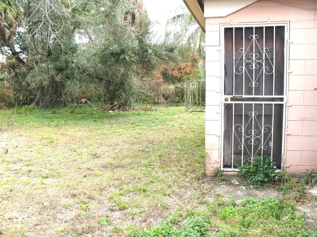 3712 E Clifton Street Tampa FL 33610